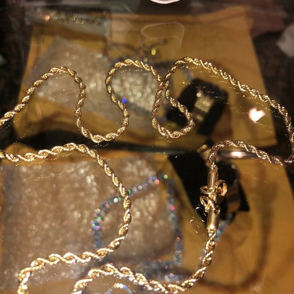 18KT GOLD ROPE CHAIN! GREAT QUALITY!